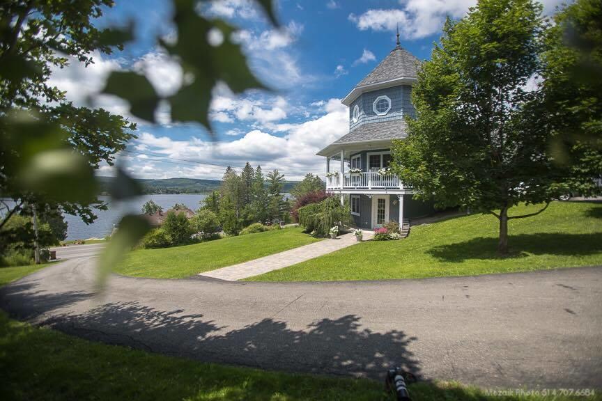 كوتيكوك La Maison Bleue Du Lac Wallace المظهر الخارجي الصورة